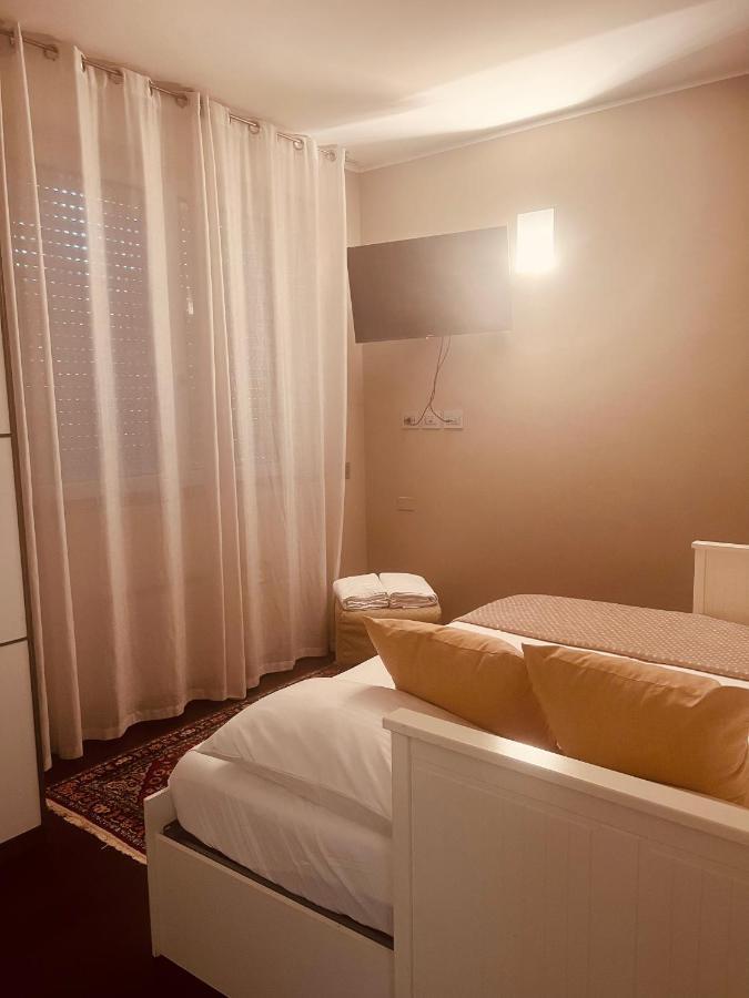 Appartamento Incantevole A Plasencia Exterior foto